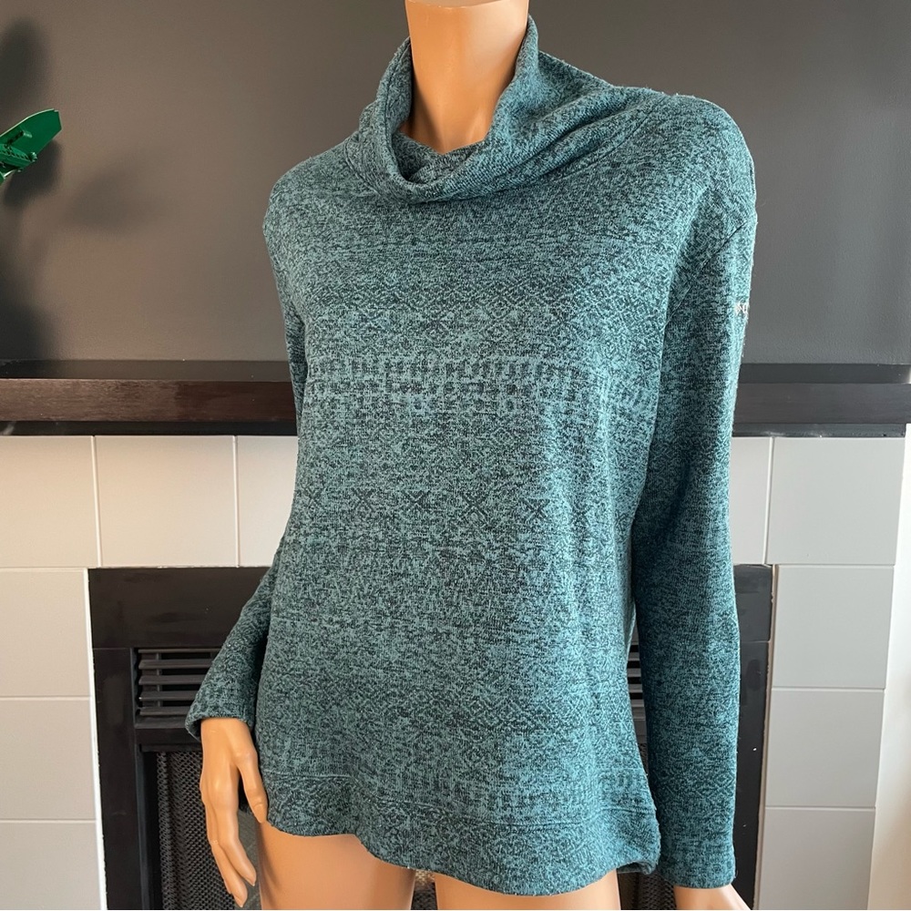 Columbia Pull Over Sweater